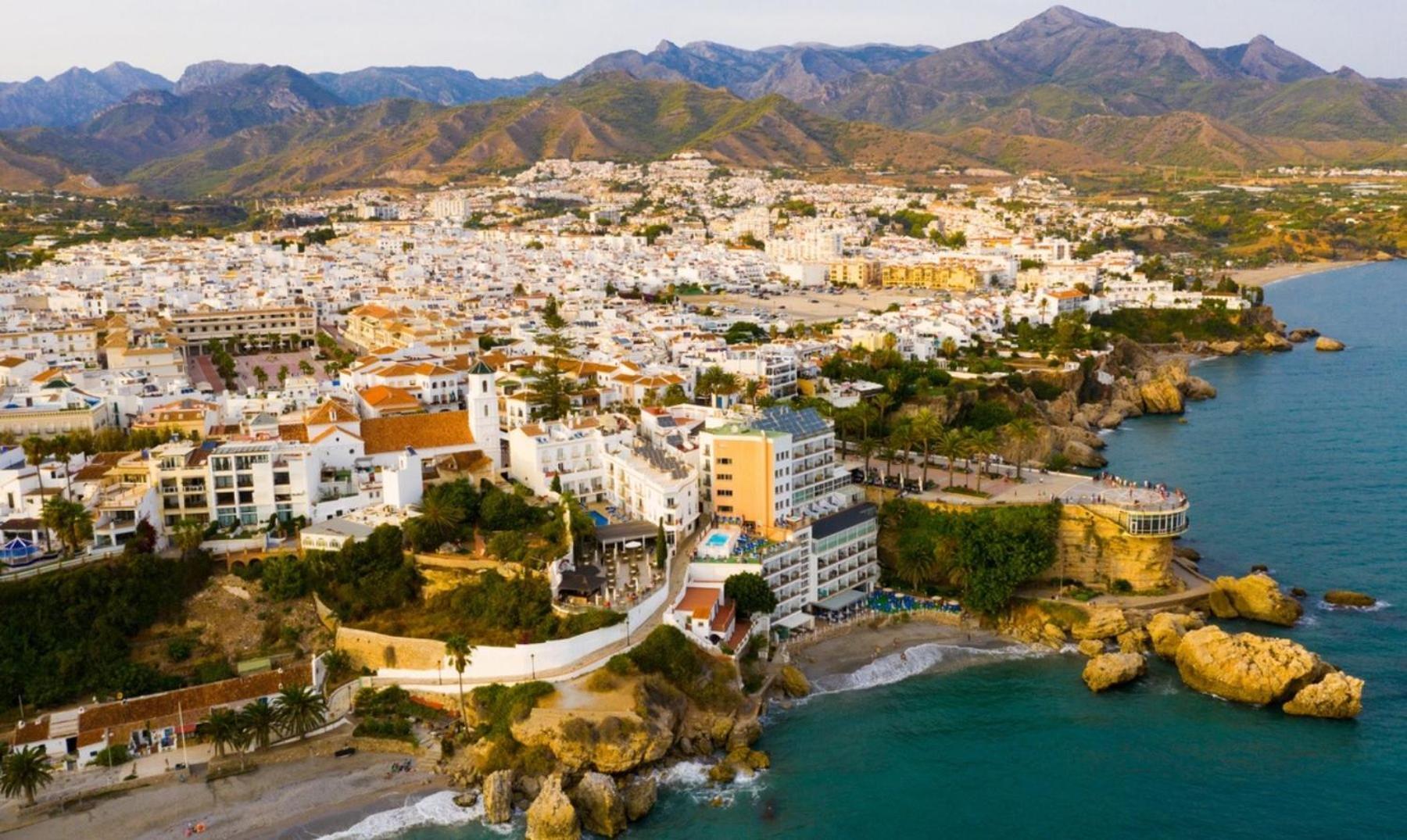 Casa Con Terraza Privada Villa Nerja Eksteriør billede