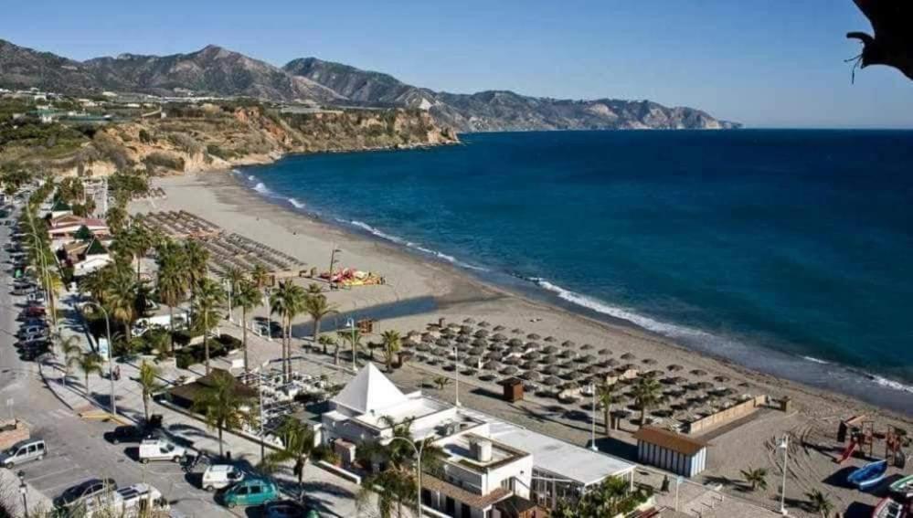 Casa Con Terraza Privada Villa Nerja Eksteriør billede