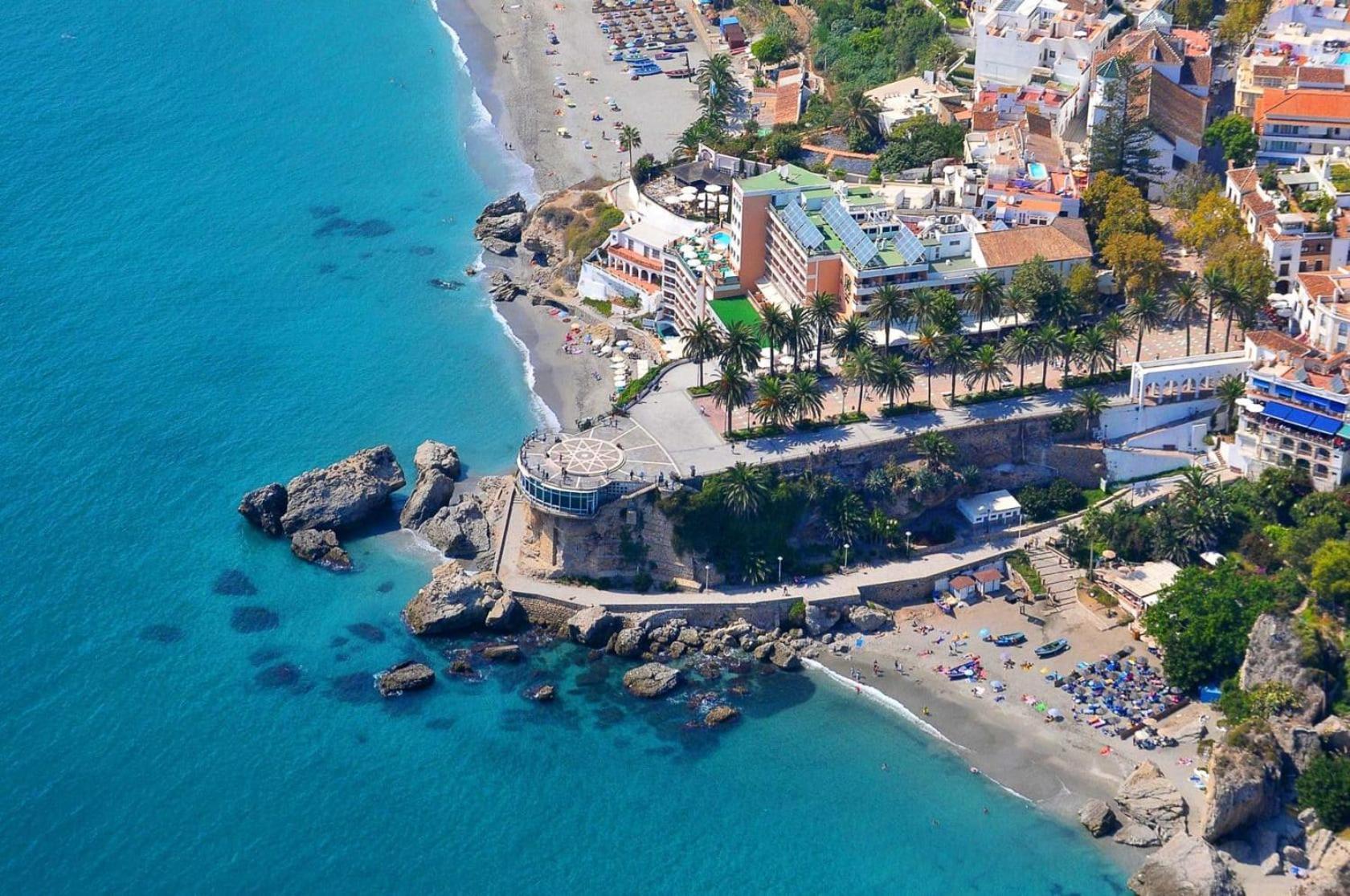 Casa Con Terraza Privada Villa Nerja Eksteriør billede